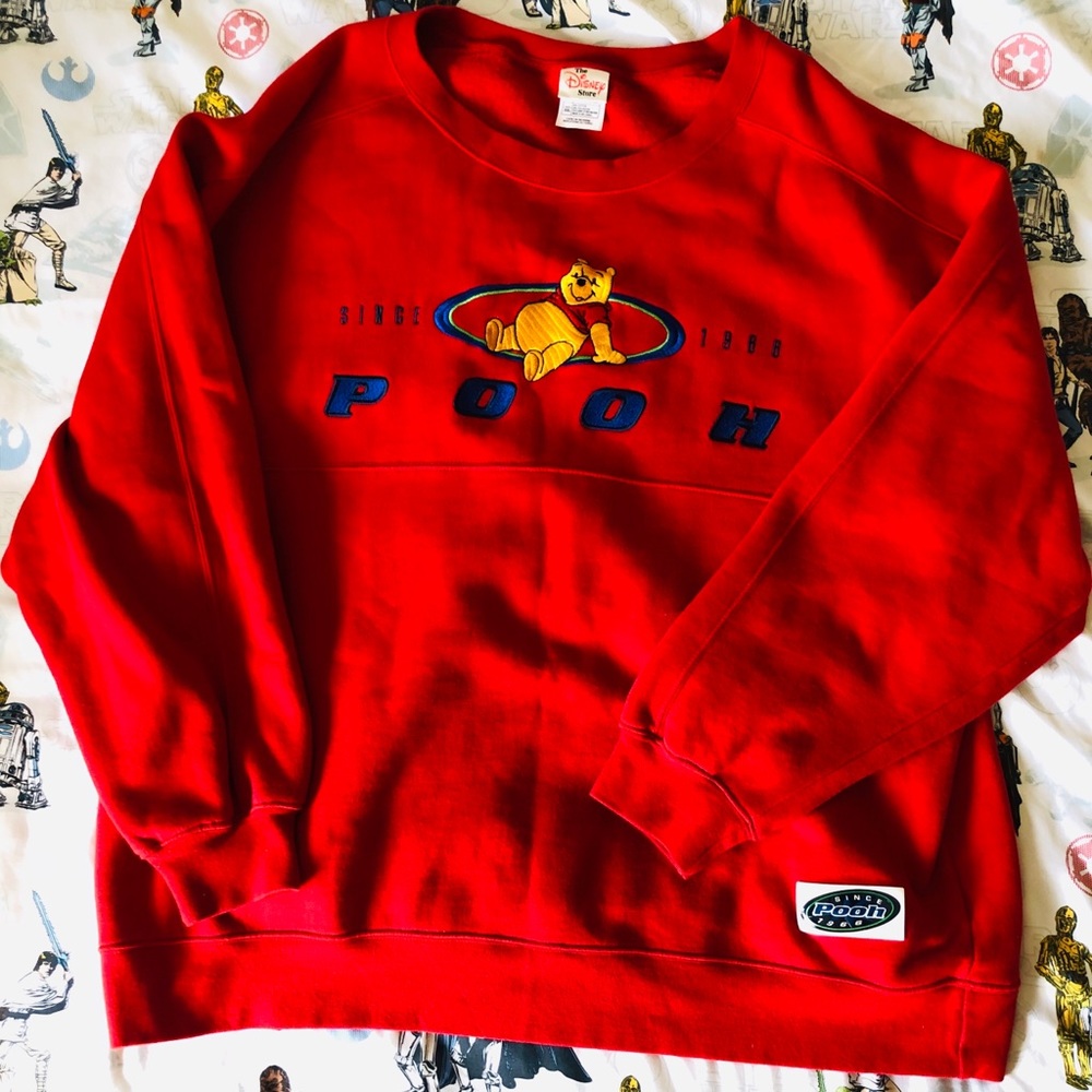 Disney Store y2k Pooh pullover
